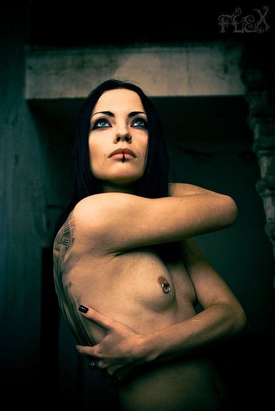 alien, arms, bare, breast, dark, ero, erotic, eyes, female, fingers, flex, girl, gothic, koshka, naked, nipples, nude, occult, occultic, painful, perversio, perversion, pierced, piercing, rings, sexy, steel, symbols, tattoo From the darkest skies фото превью