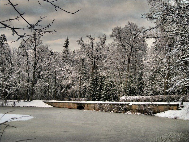 петергоф,парк лейхтенбергских Мостик фото превью
