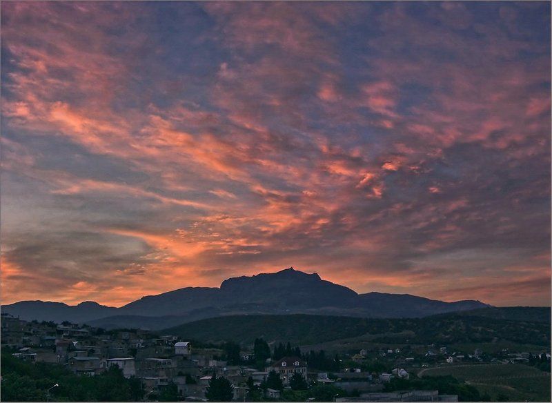 закат, крым, алушта Закат над Демерджи фото превью