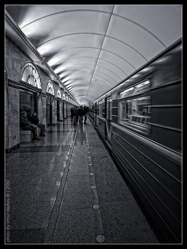 питер, метро, звенигородская... Звенигородская... фото превью