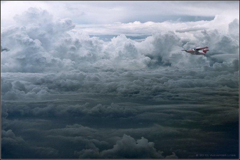 небо,тучи,облака,непогода,самолет Песня о буревестнике... фото превью