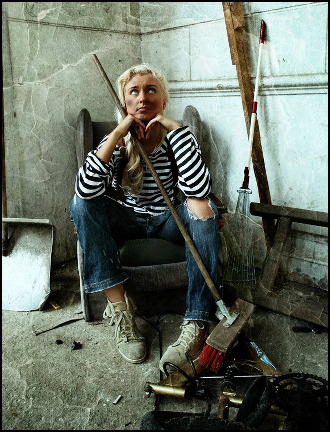 девушка, Серега