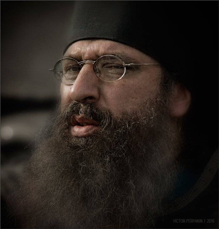 , Виктор Перякин