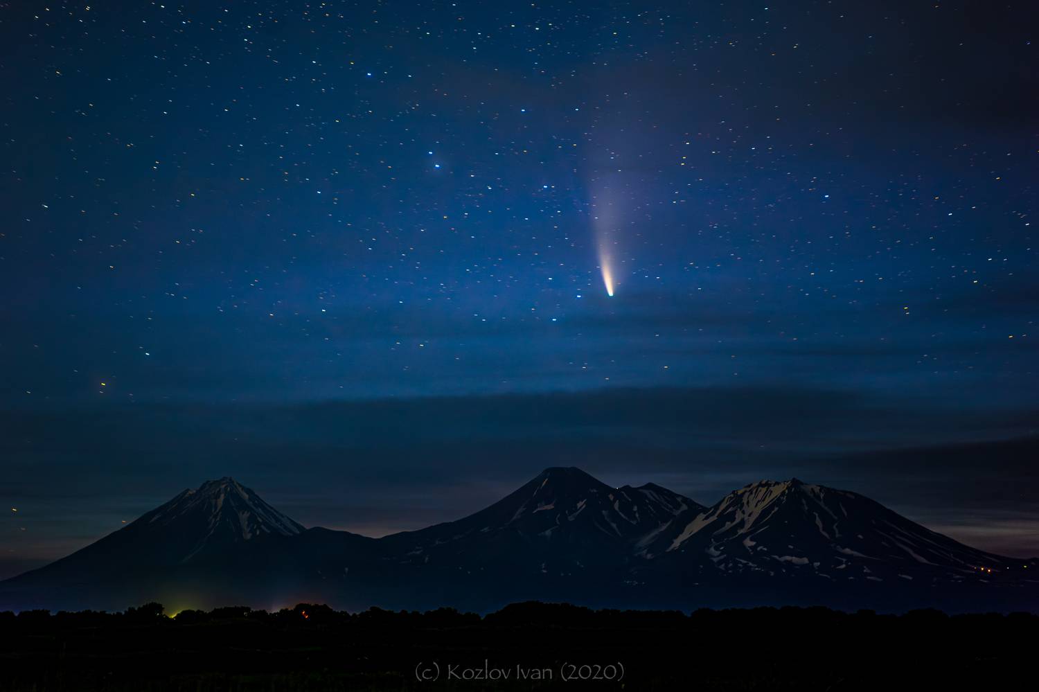 ночь, комета, вулканы, камчатка, звезды, Козлов Иван
