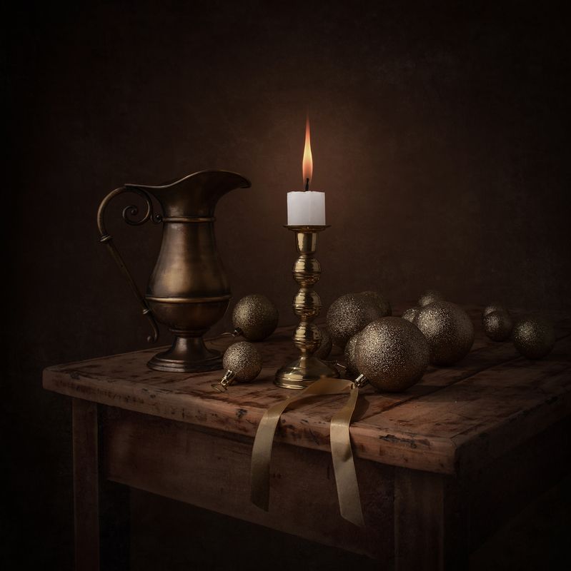 Still life, golden, christmas, light, candle, texture Golden Christmas фото превью