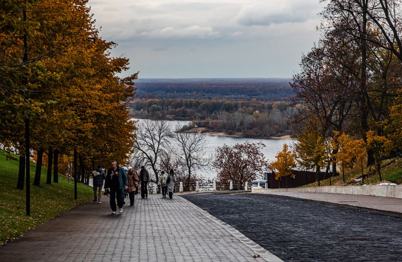 Нижний Новгород, Кремль, осень, Волга, город В кремле Нижнего Новгорода фото превью