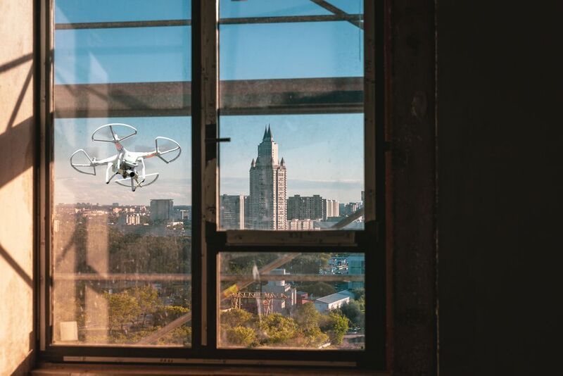 Кто-то смотрит на меня фото превью