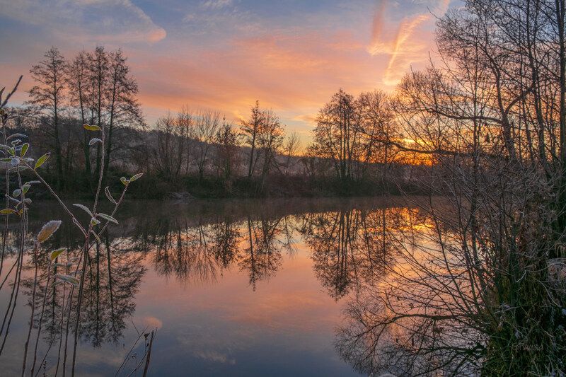 ноябрь озеро рассвет облака отражение природа пейзаж После ночи. фото превью