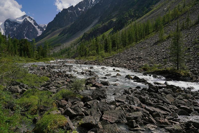 Mountain river фото превью