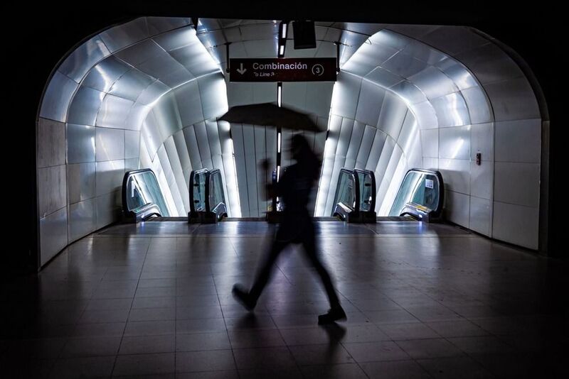 streetphotography, street, fotografía callejera, bastian cifuentes araya, periodista furioso, streetphoto, street photo, street photography, EL VIAJE: UNA TRAVESÍA SUBTERRÁNEA фото превью