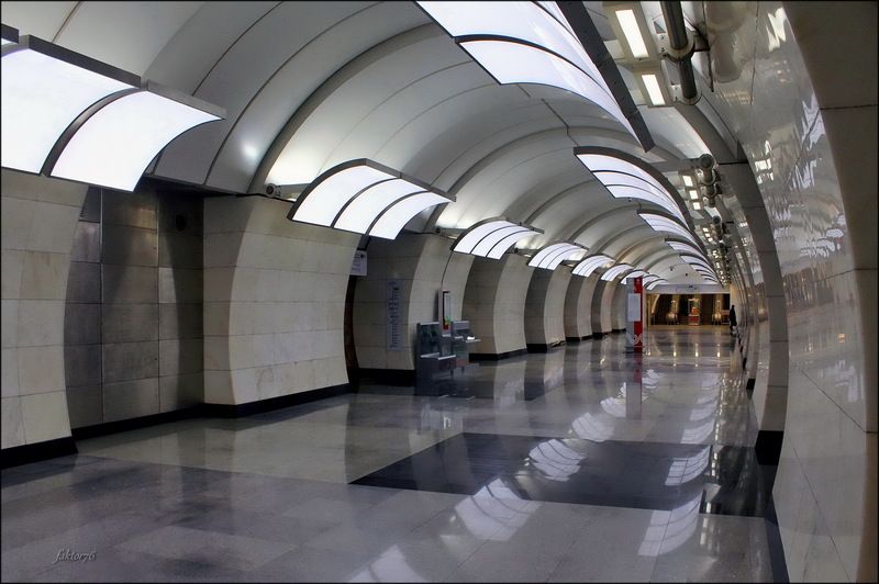 станция метро Бутырская. Москва фото превью