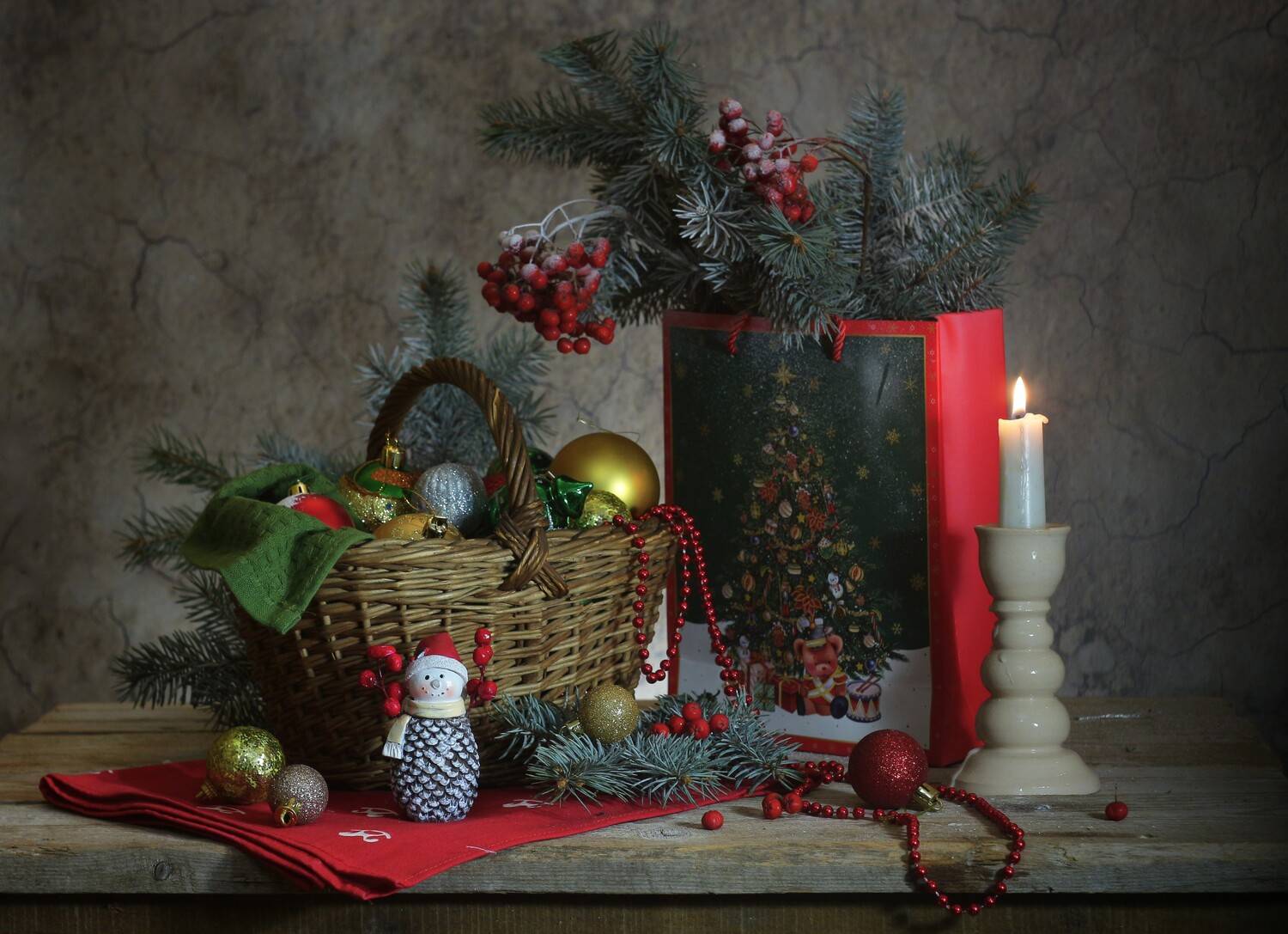 , Людмила Хрусталева*