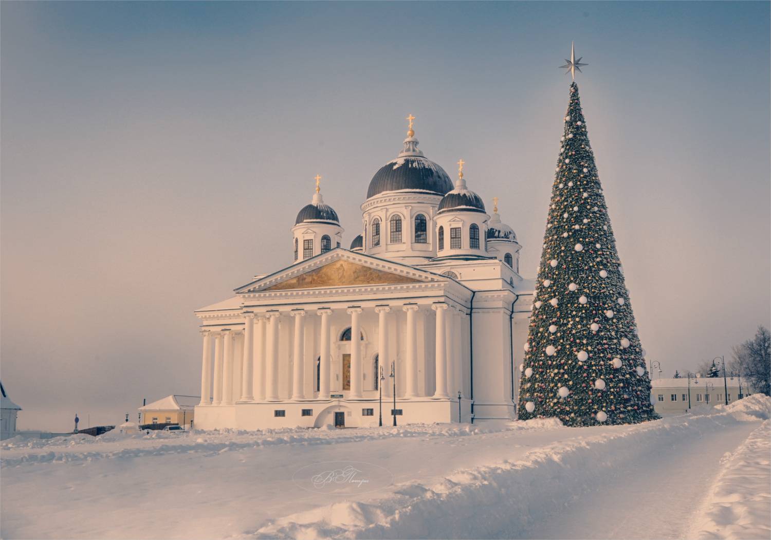 ёлка собор снежные дороги, Вера Петри