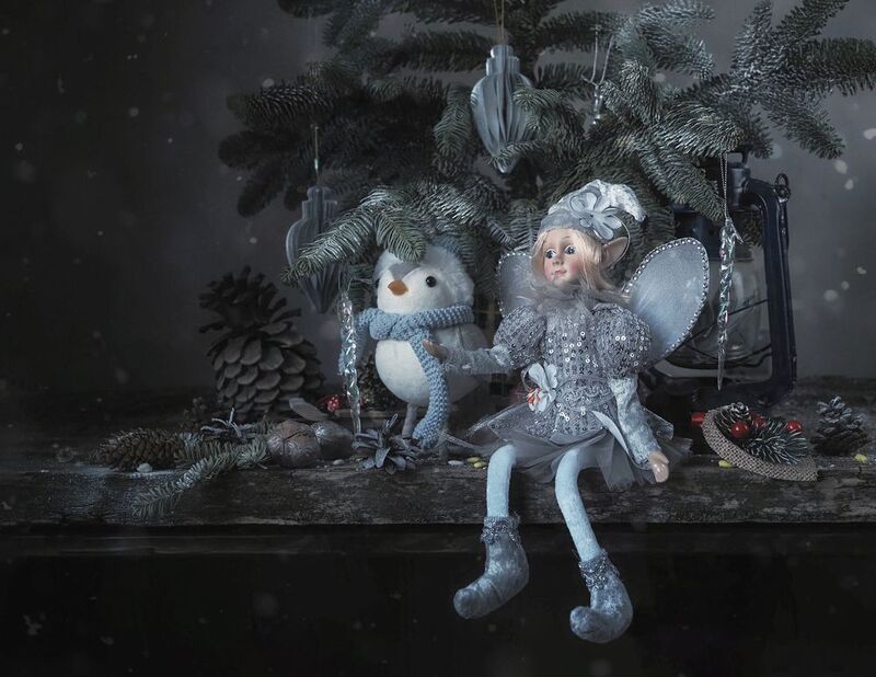 Сказочный новогодний эльф фото превью