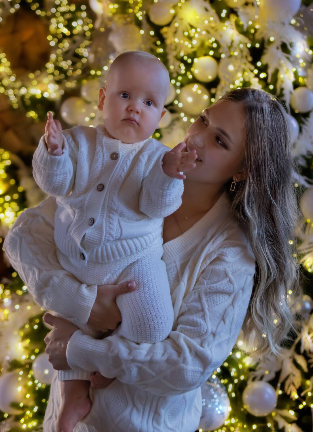 Младенец, мама, Новый год, студия, елка, новогодние огни, Герцен Наталья