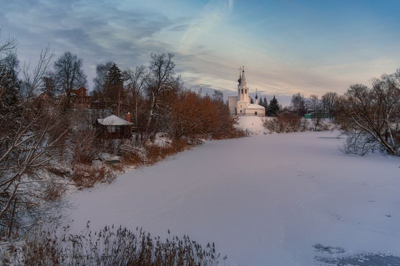 суздаль, закат, река, снег, церковь, космодамианская церковь на яруновой горе Суздаль, Космодамианская церковь на Яруновой горе фото превью