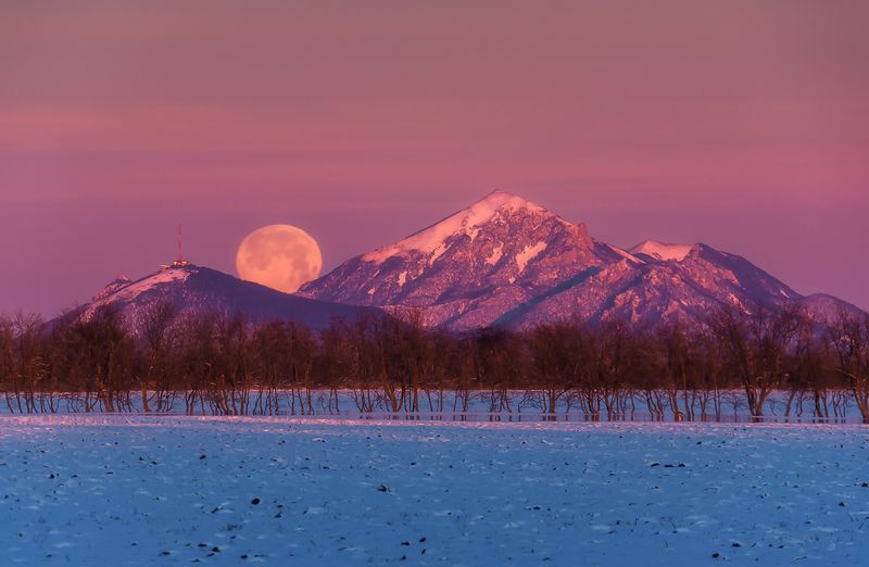 кавказ, кмв, кавказские минеральные воды, горы, зимний рассвет, бештау, машук, лунная ночь, полнолуние, луна, fullmoon, moon Январский рассвет с луной фото превью