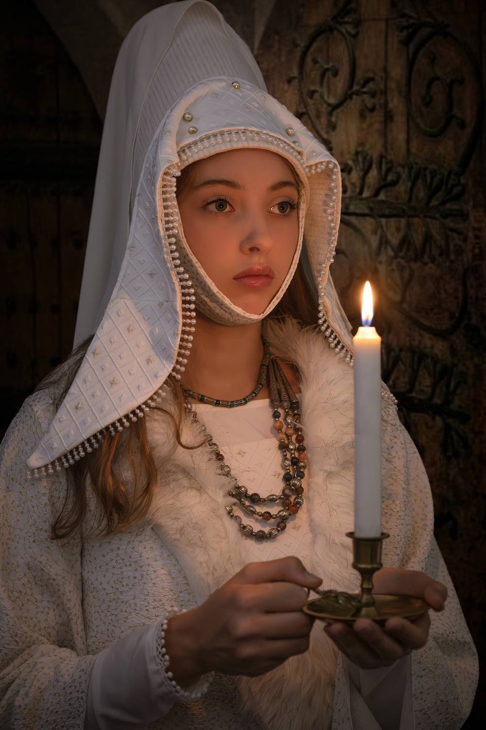 Девушка, свеча, белый головной убор., Горбачева Маментьева Татьяна