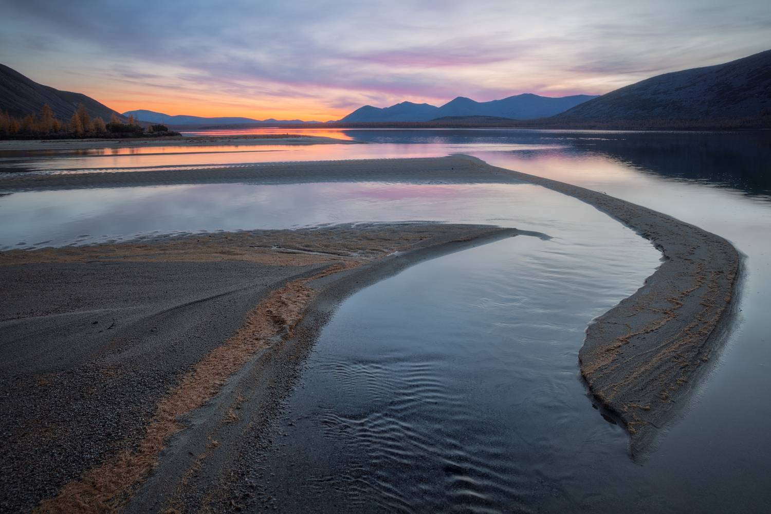 озеро_юг колыма магаданская_область пейзажи_колымы путешествие_по_колыме хребет_оханджа путешествие_по_россии, Дмитрий Шишкин