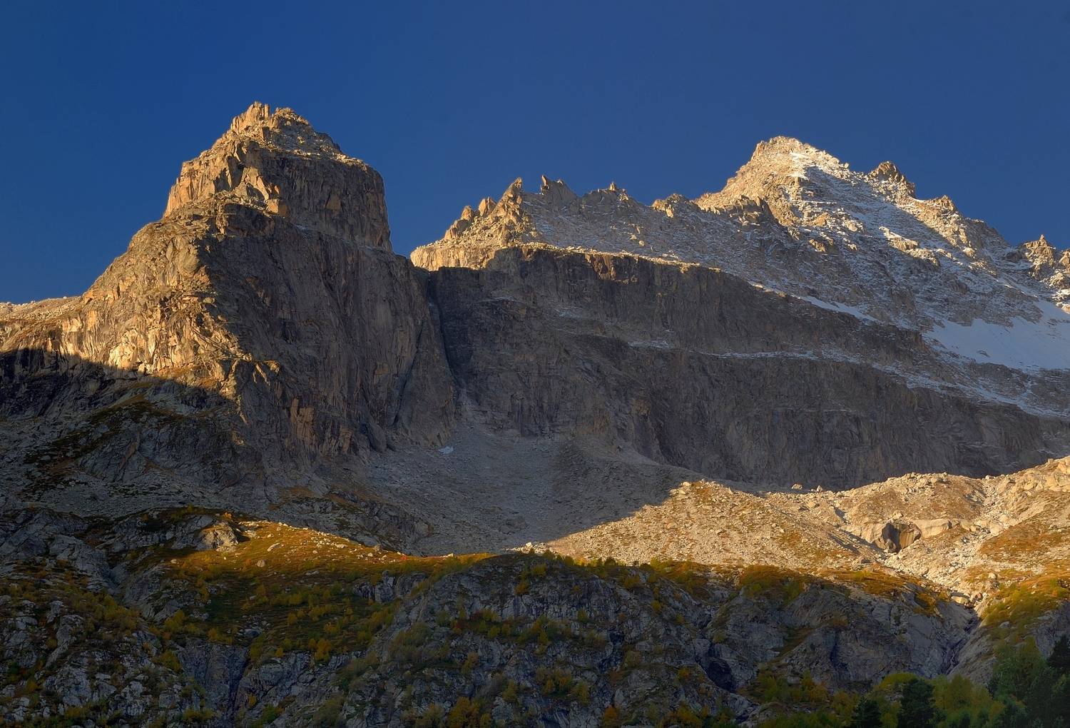 горы осень чиринкол, Александр Жарников