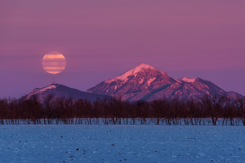 кавказ, кмв, кавказские минеральные воды, горы, зимний рассвет, бештау, машук, лунная ночь, полнолуние, луна, fullmoon, moon Январская Луна над Машуком фото превью