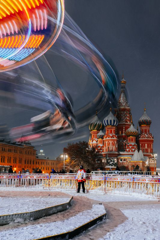 Новогодняя круговерть на Красной площади фото превью