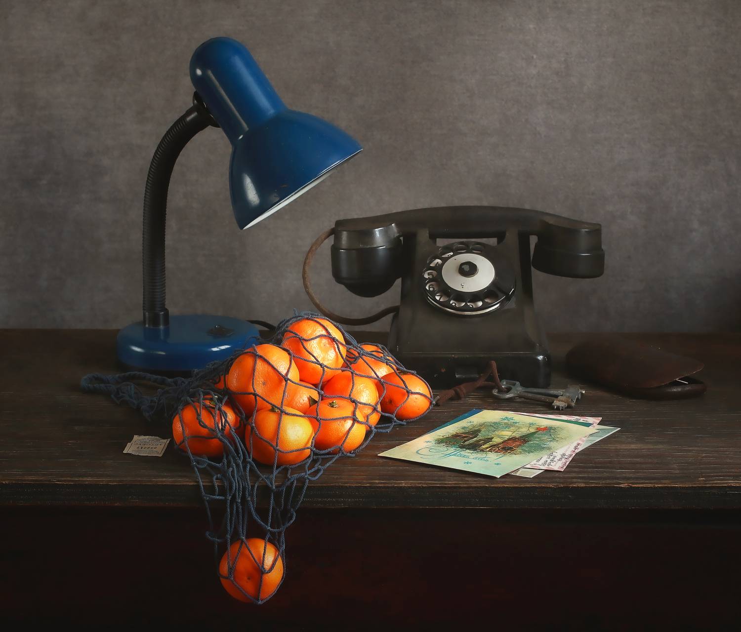 натюрморт, фотонатюрморт, still life, stillifefoto, зима, мандарины, телефон, ретро_натюрморт, наталья_казанцева, Наталья Казанцева