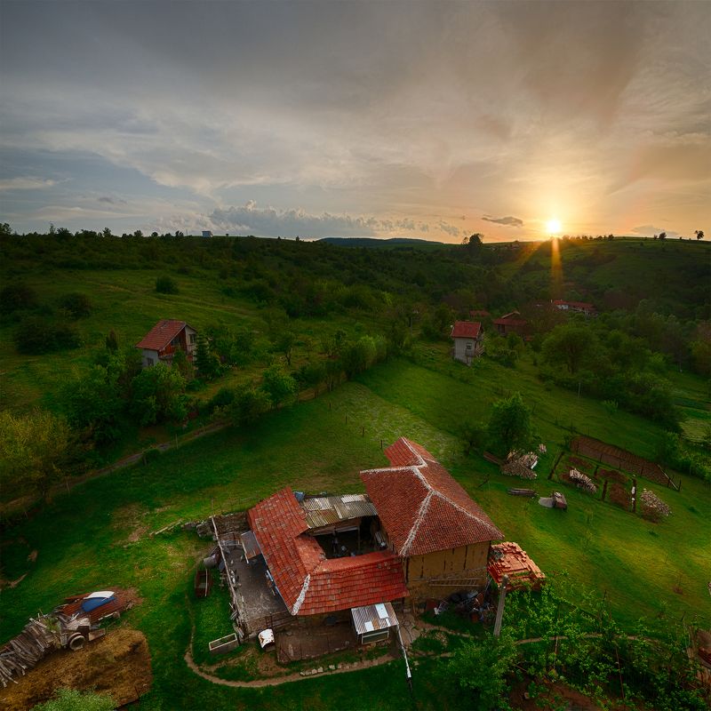Sunset from high above фото превью