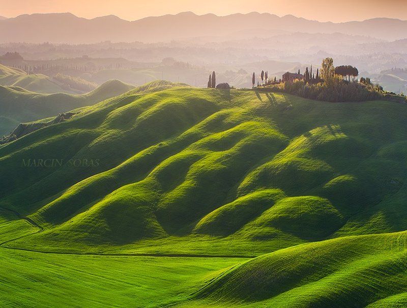 Golden hills фото превью