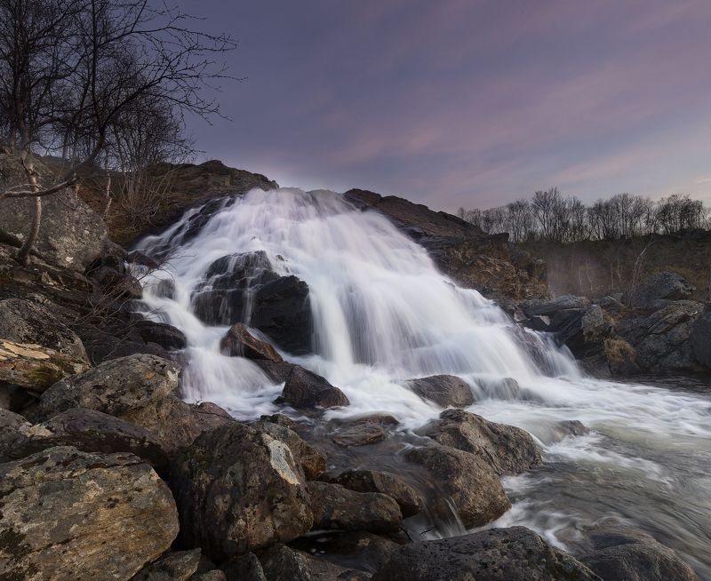 Водопад, Кольский, рассвет В лучах весеннего солнца фото превью