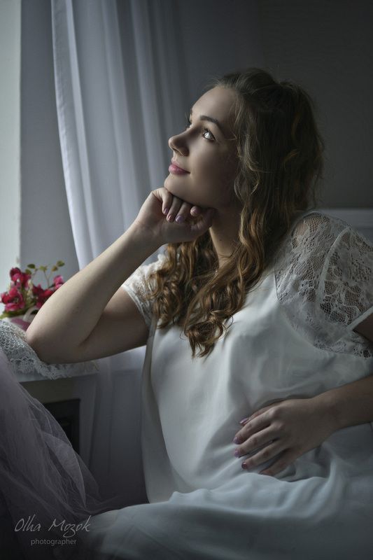Беременность, Красивая, Нежность, Портрет девушки, Чистота Летели облака... фото превью