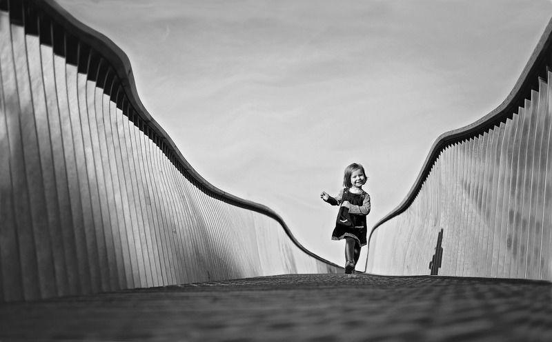 Olivia фото превью