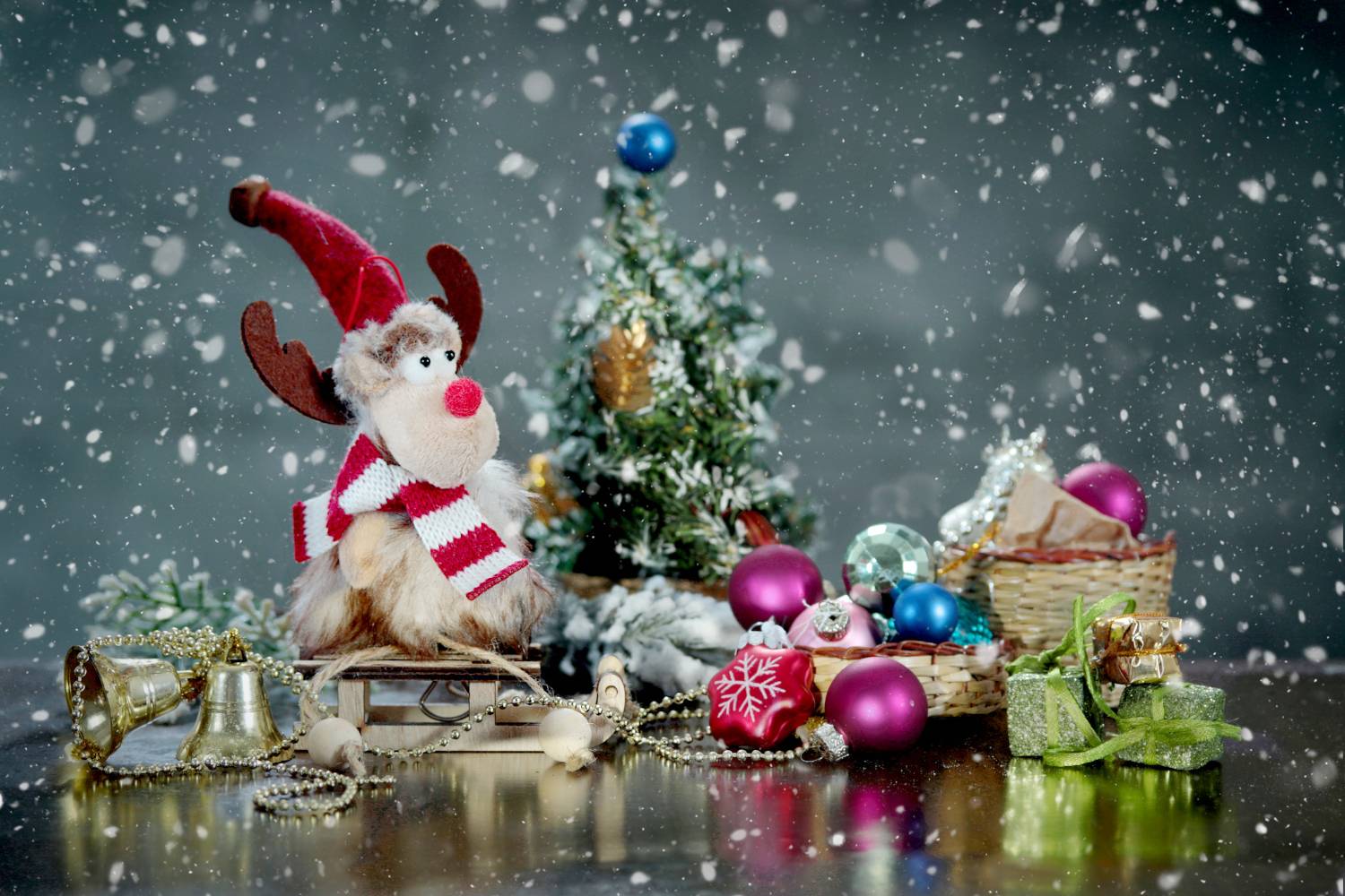 праздник, новый год, игрушки, санки, снег, Шруб (Беляева) Татьяна