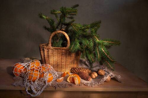 Запах ели и мандарин