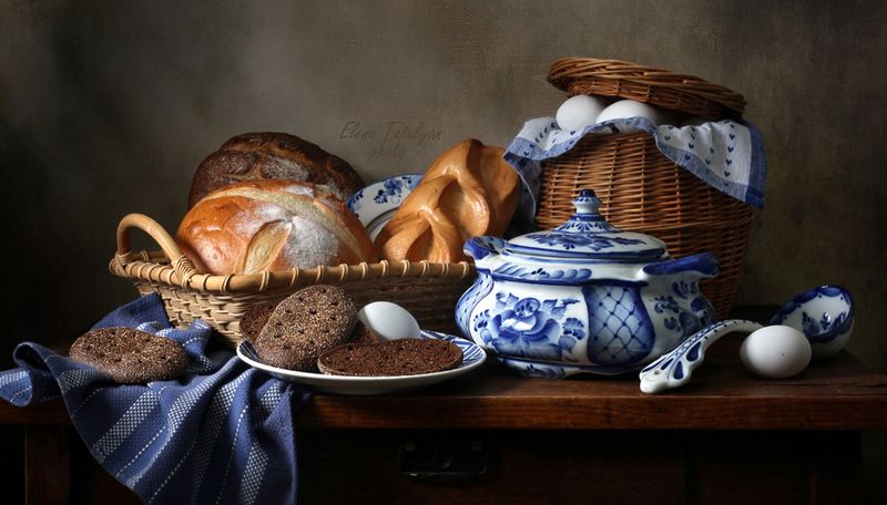 хлеб, молоко, гжель С хлебом фото превью