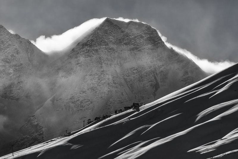 кавказ, горы, кабардино-балкария, кбр, приэльбрусье, чегет, терскол, зима в горах, горы зимой, черно-белое Снежные тени фото превью