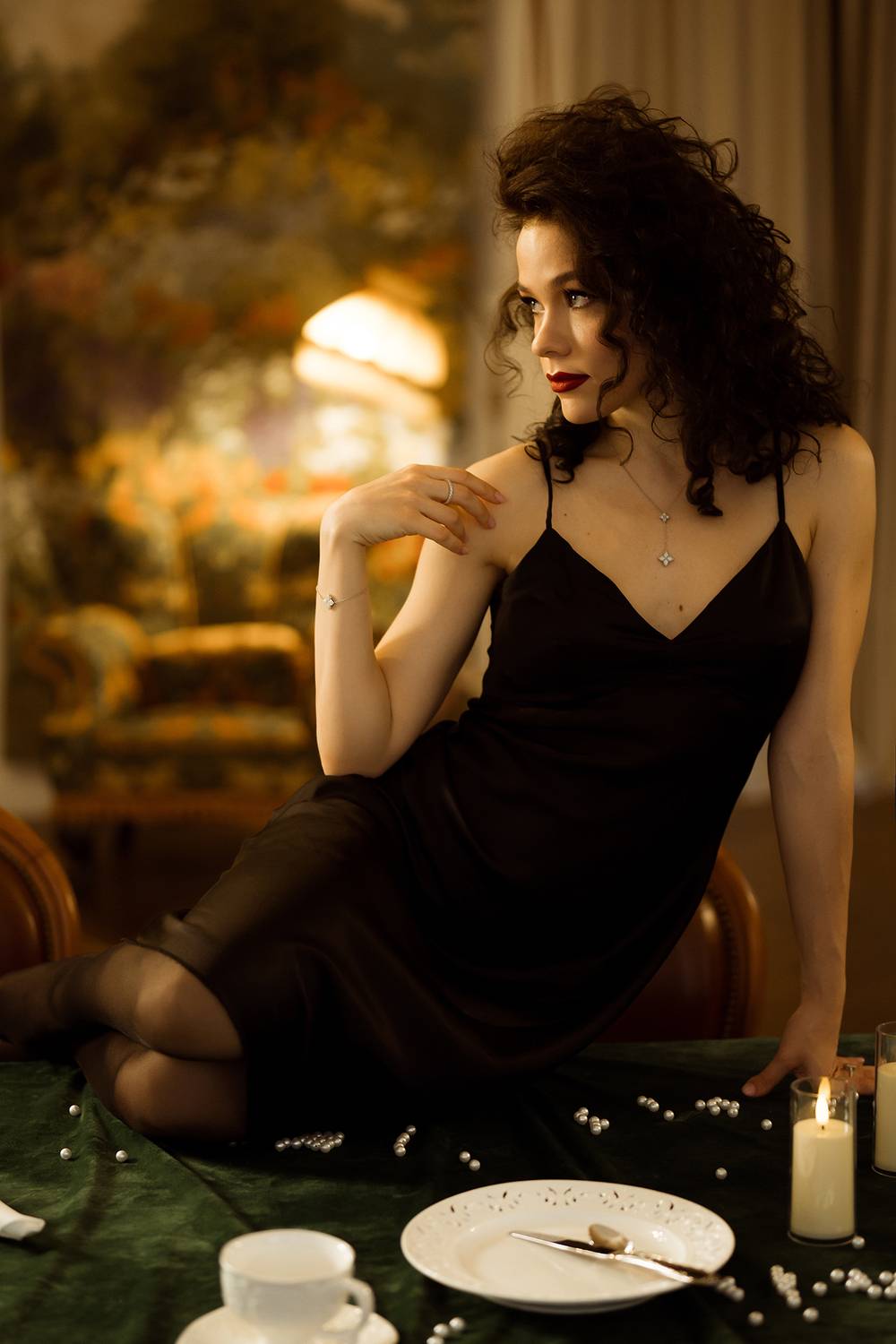 женский портрет, соблазн, изгибы, вечер, томно,девушка, портрет, портрет, глаза, взгяд,свет, художественный,, Светлана