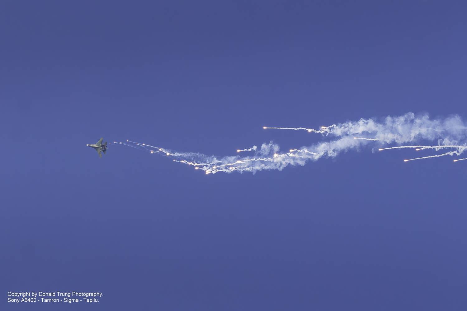 jet fighter vietnam hochiminh sky, Do Trung