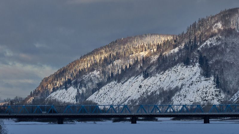 пейзаж,горы, облака, г.Мждуреченск  в поисках света  фото превью