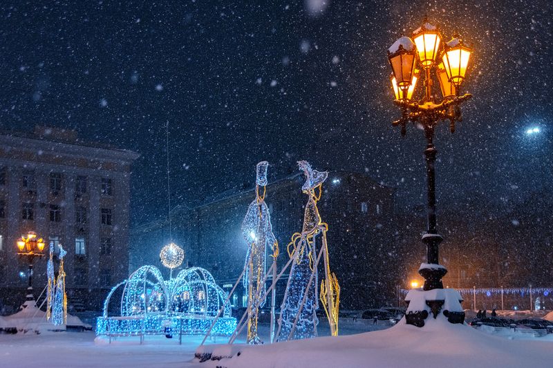 Снег в городе фото превью