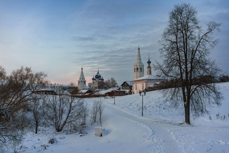 Суздаль, Кремль и Никольская церковь фото превью