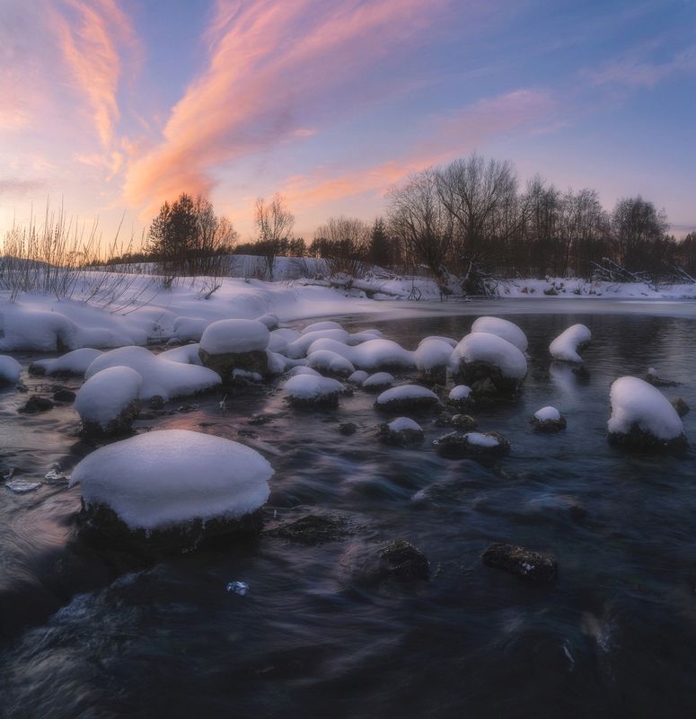Вечер на зимнем перекате фото превью