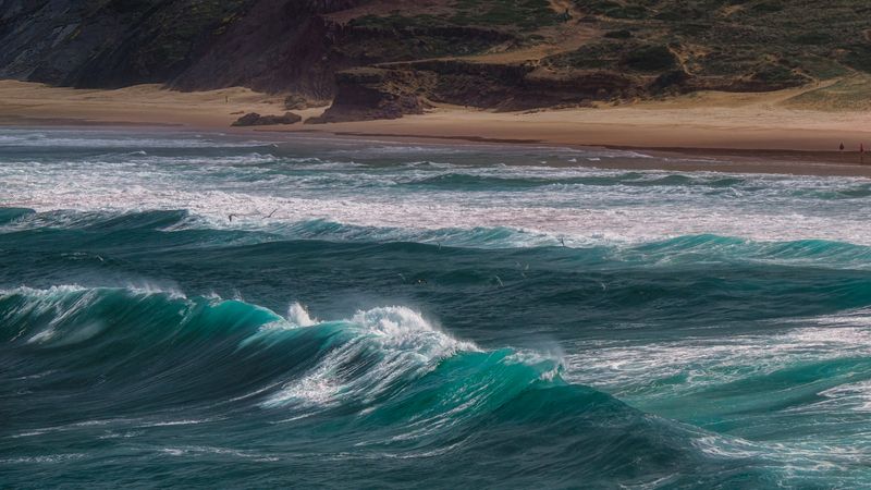 Прибой фото превью