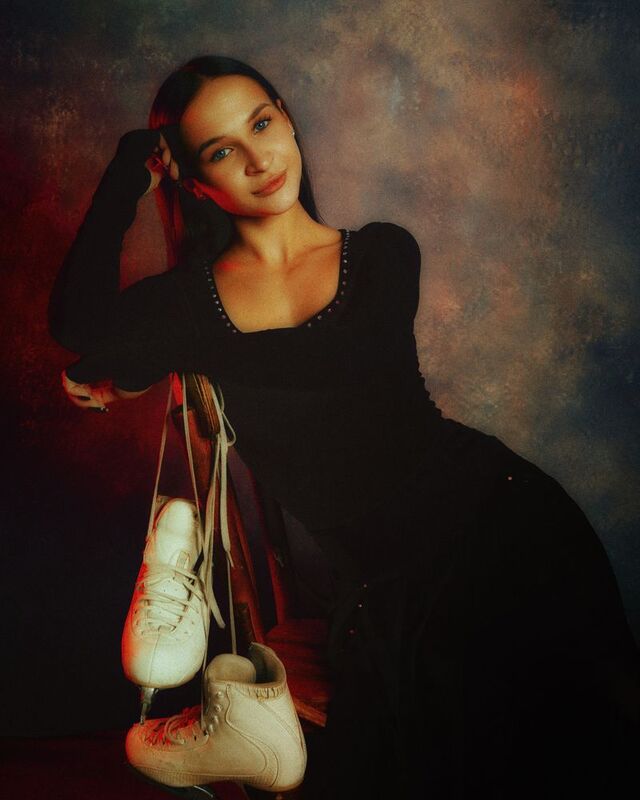 фигуристка фото превью