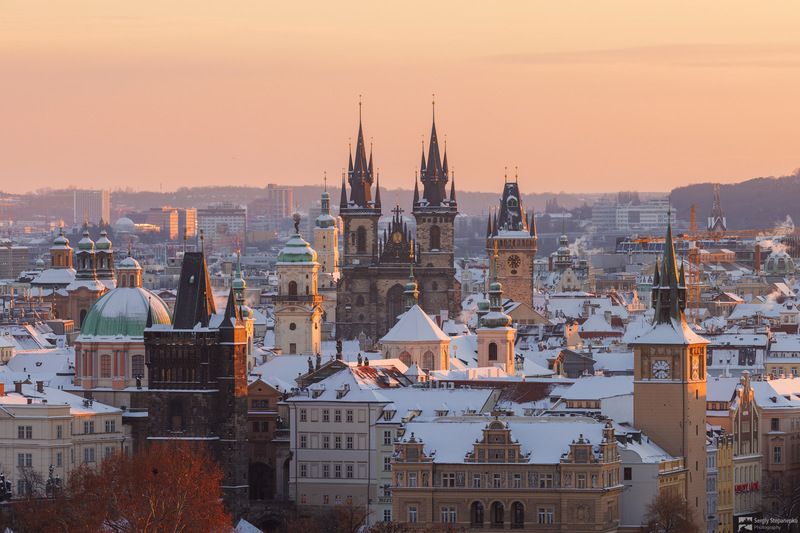 Snow in Prague фото превью