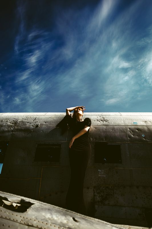 woman, portrait, fashion, beauty, outdoors Taking off into the unknown фото превью