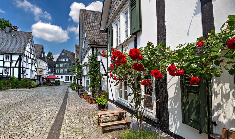 германия, фройденберг, freudenberg,(зигерланд), город, улица, фахверк Провинция фото превью