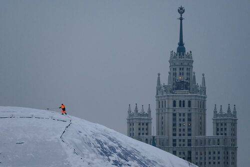 Борьба со снегом в Москве. Битва за Зарядье.
