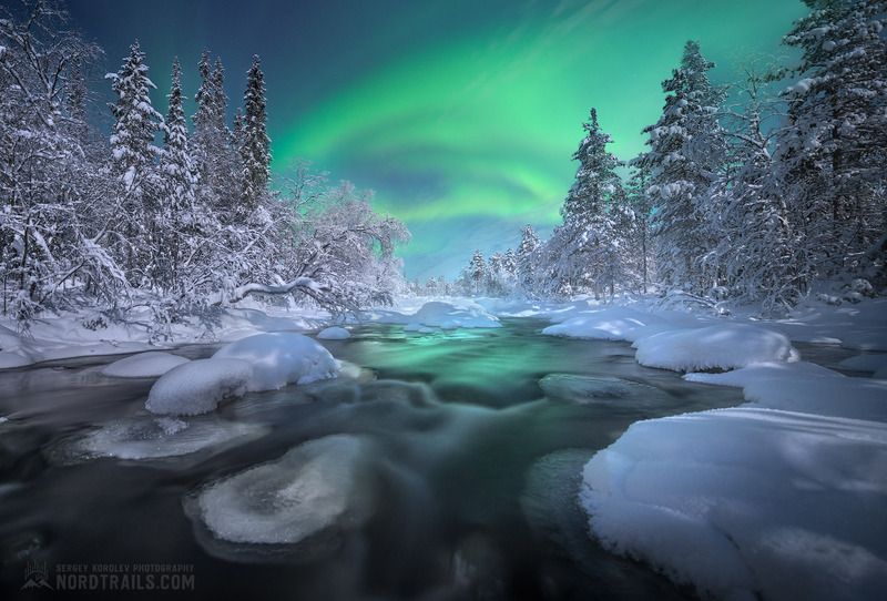 кольский, север, северное сияние, полярное сияние, aurora Пейзаж с сиянием при полной Луне фото превью