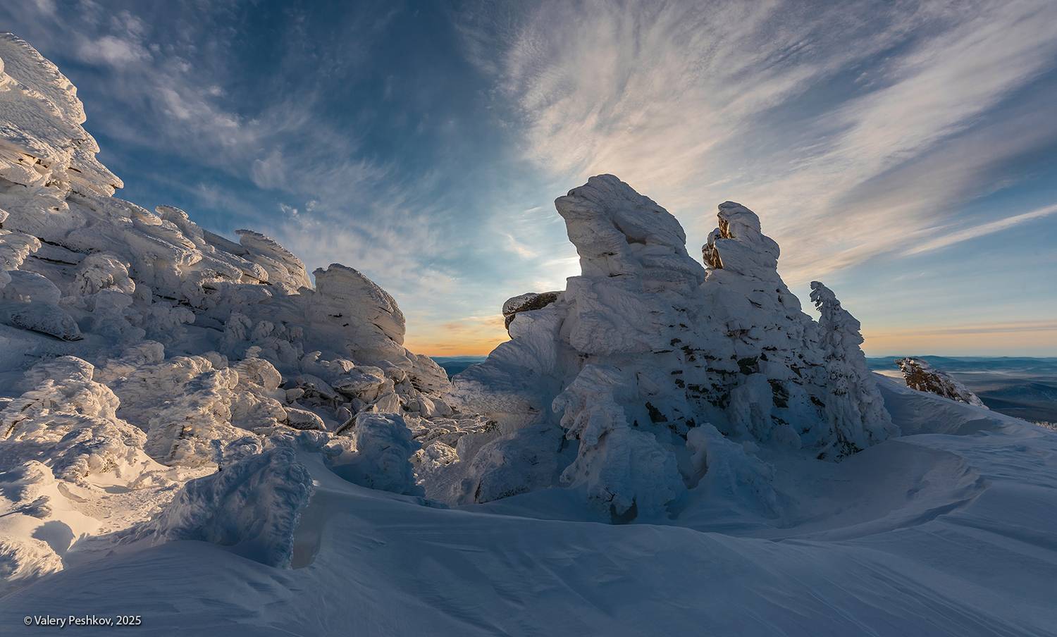 шерегеш, утро, скалы верблюды, иней, пихты, кедры, снег, гора курган, горная шория, мороз, зима, сибирь, Пешков Валерий